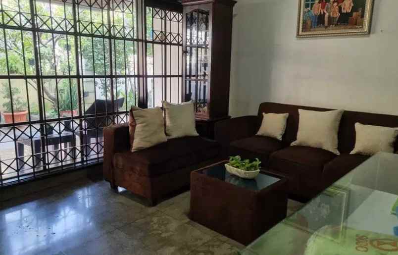 jual rumah lama di jatipulo jakarta barat sangat bagus