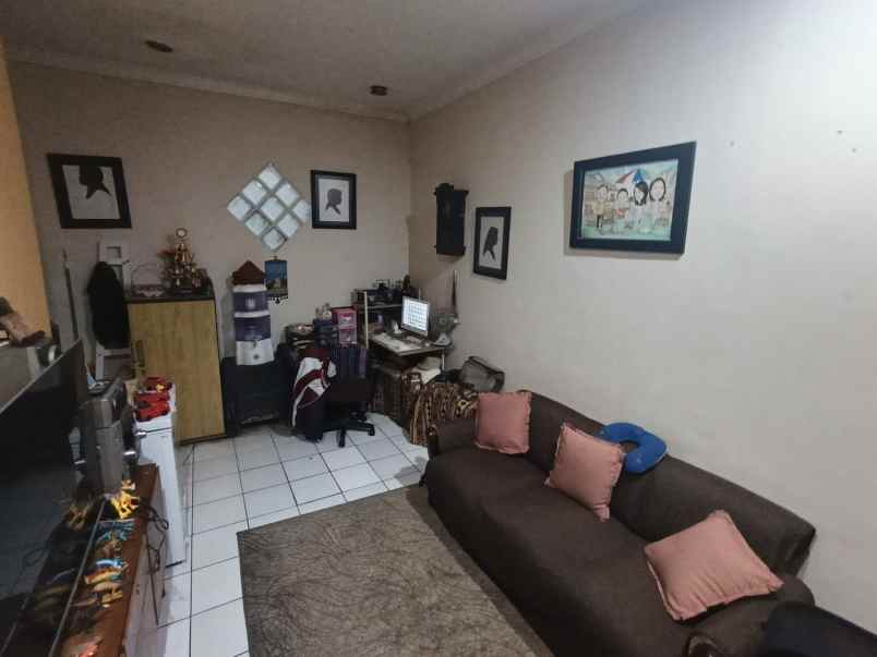 jual rumah luas kawaluyaan buah batu bandung