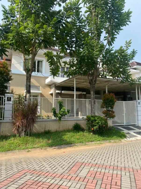 jual rumah mewah kawasan komplek puri galaxy surabaya