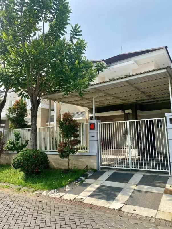 jual rumah mewah kawasan komplek puri galaxy surabaya