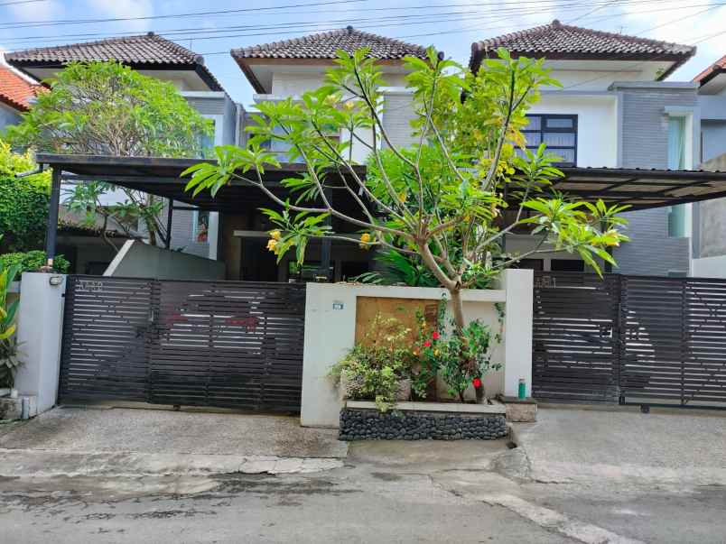 jual rumah one gate system di subroto timur