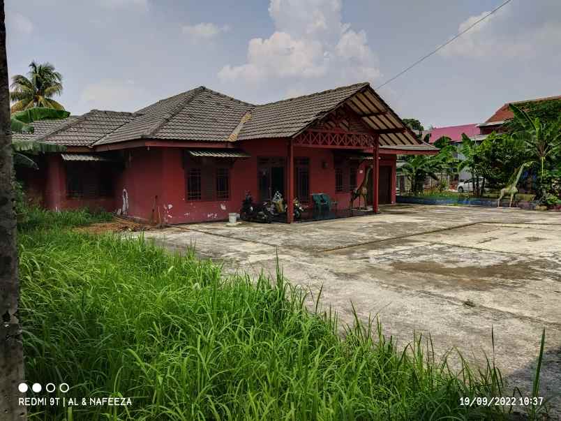 jual rumah strategis bonus 5 toko di cibinong