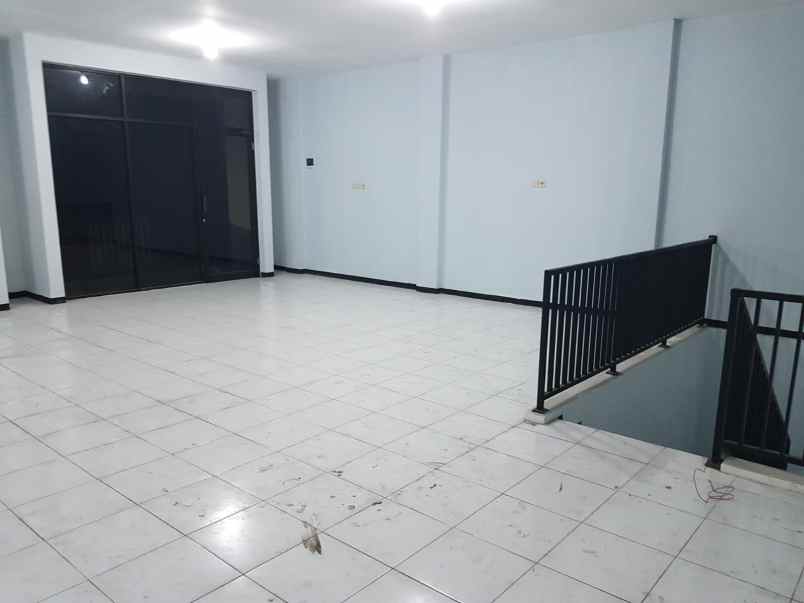 jual sewa ruko 2 lantai nol jalan nginden