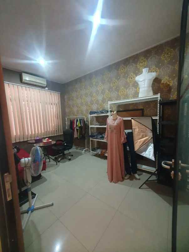 ruko siap pakai usaha di jatimakmur pondok gede bekasi
