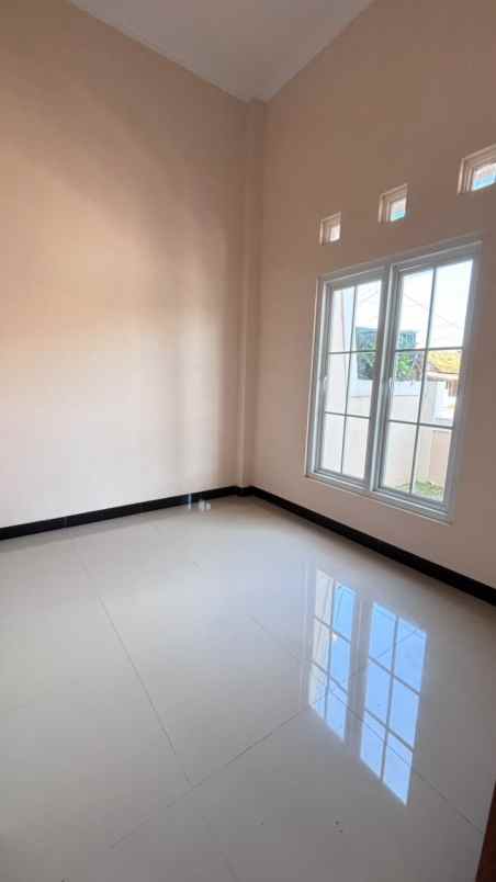 rumah 2 lantai 4 kt banguntapan diskon cash rp300 juta