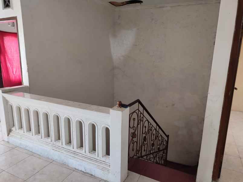 rumah 2 lantai bandulan malang kota