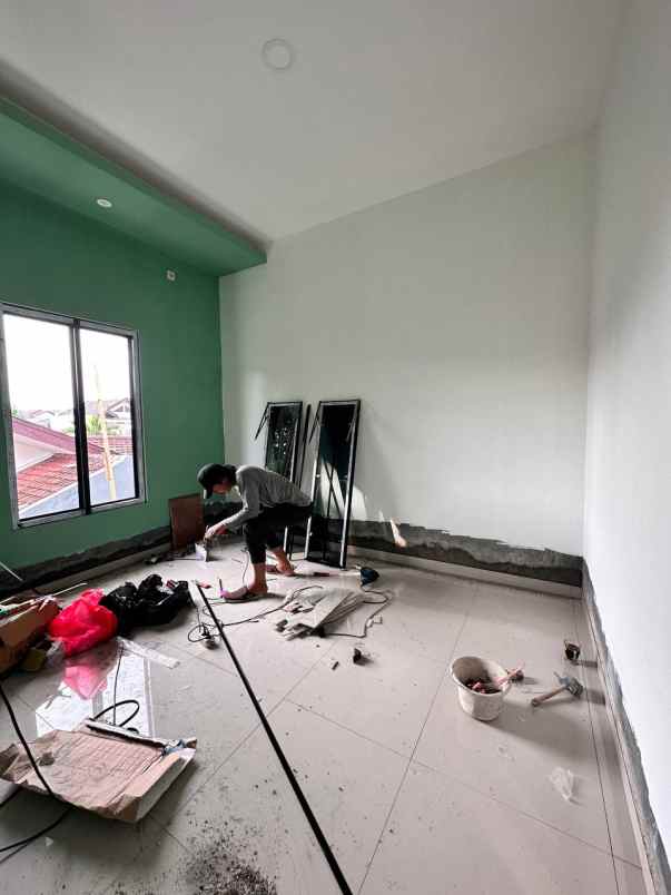 rumah 2 lantai on progres jatibening bekasi