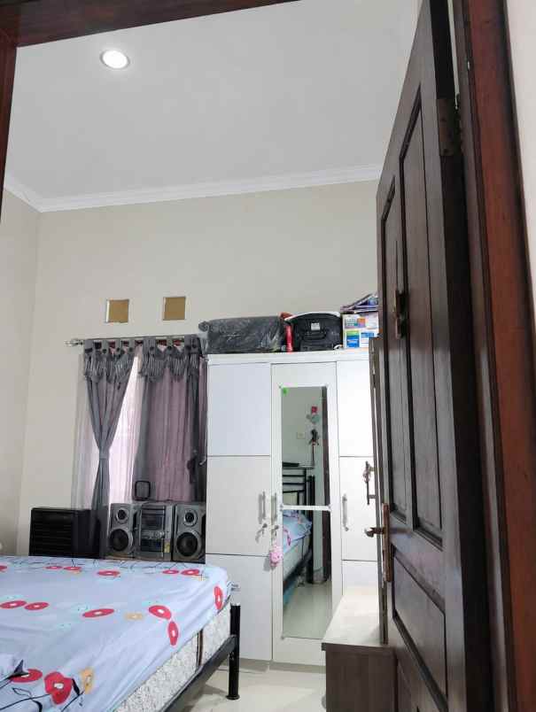 rumah 3 kt siap huni tanah luas bangunjiwo bantul