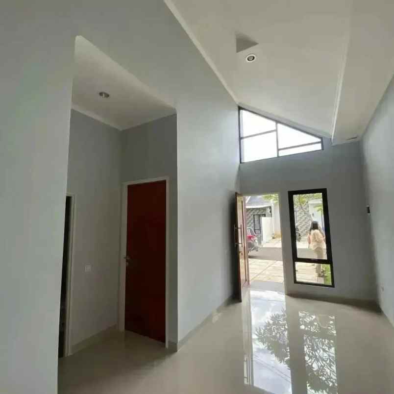 rumah ala eropa dekat cibubur sudah shm