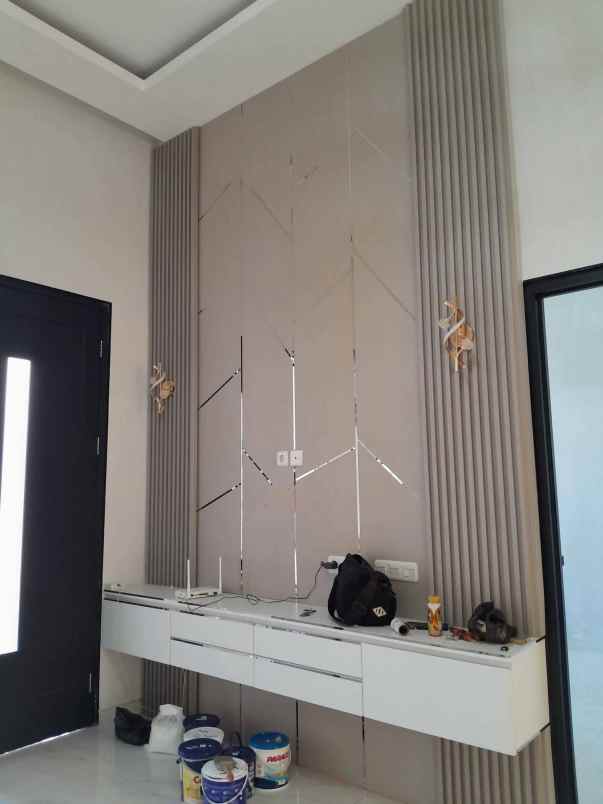 rumah baru modern american classic lokasi sawojajar 1