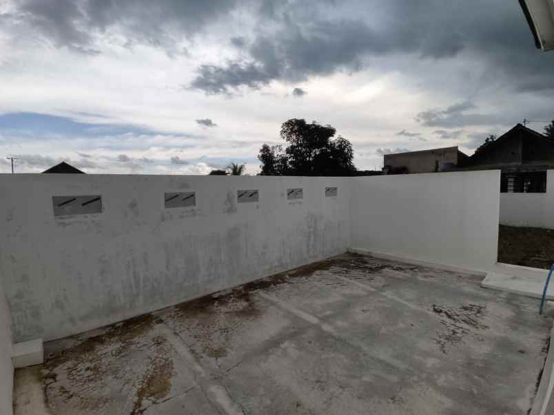 rumah baru siap huni cantik view merapi