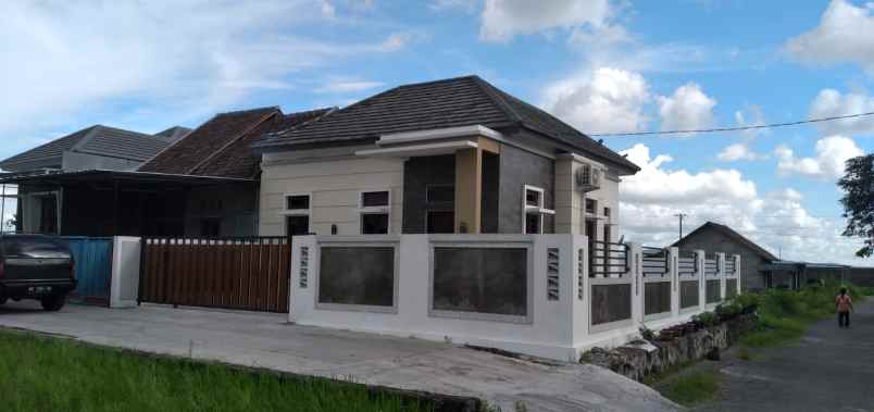 rumah baru siap huni cantik view merapi