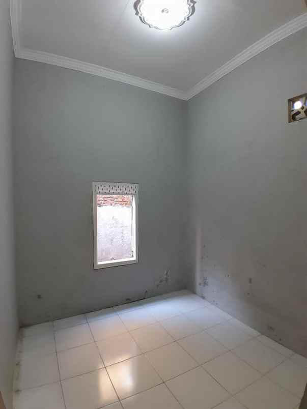 rumah bisa buat kost di kalicari palebon strategis
