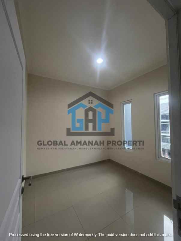 rumah citeureup cimahi 800 jutaan lebar muka 9 meter