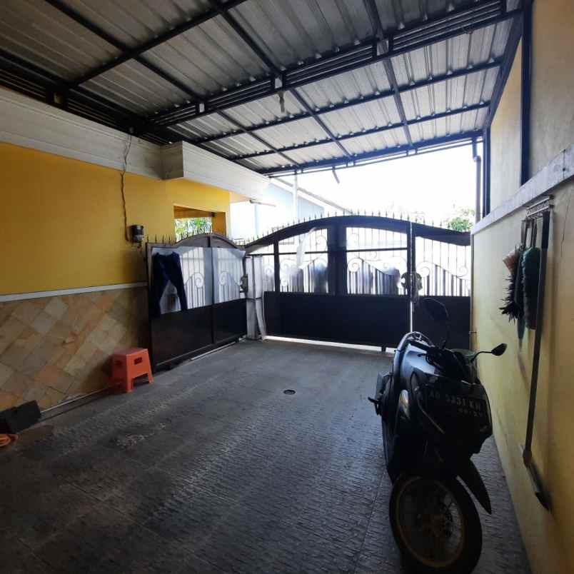 rumah cluster akses jalan lebar di wirun mojolaban