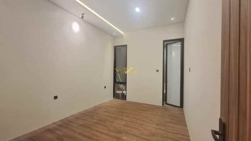 rumah desain kontemporer 8 menit ke rs hermina jogja