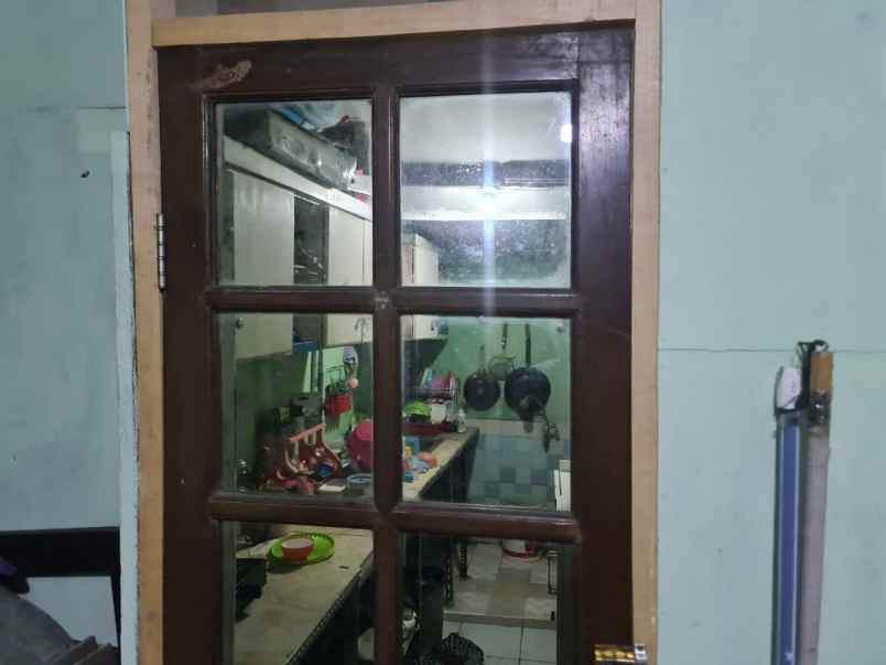 rumah di jl panti asuhan pondok aren tangerang selatan