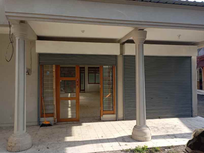 rumah di jogja luas dan strategis bisa nego