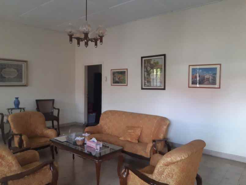 rumah di kaliwates dekat lippo mall jember