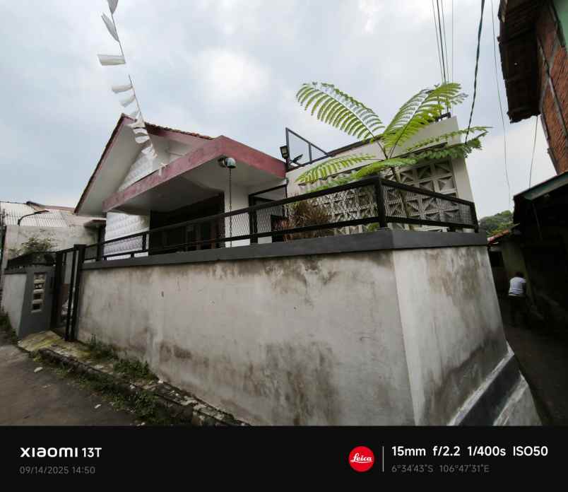 rumah di tengah kota bogor semi furnished