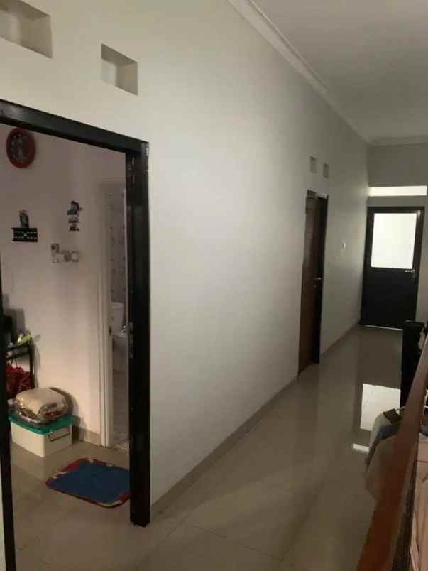 rumah dijual 2 lantai di pondok ranji dekat uin