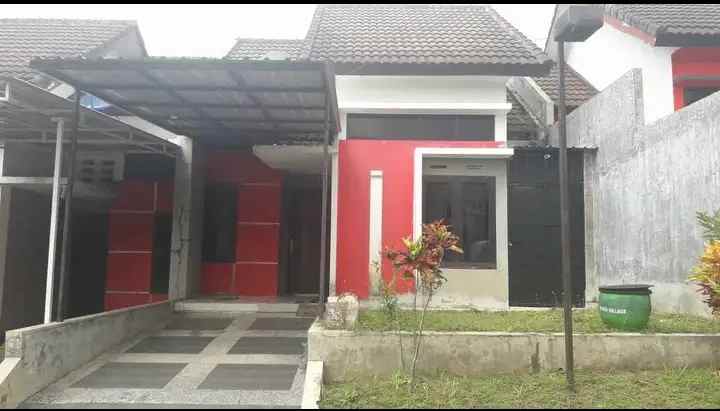 rumah dijual lokasi strategis di vbt kota malang