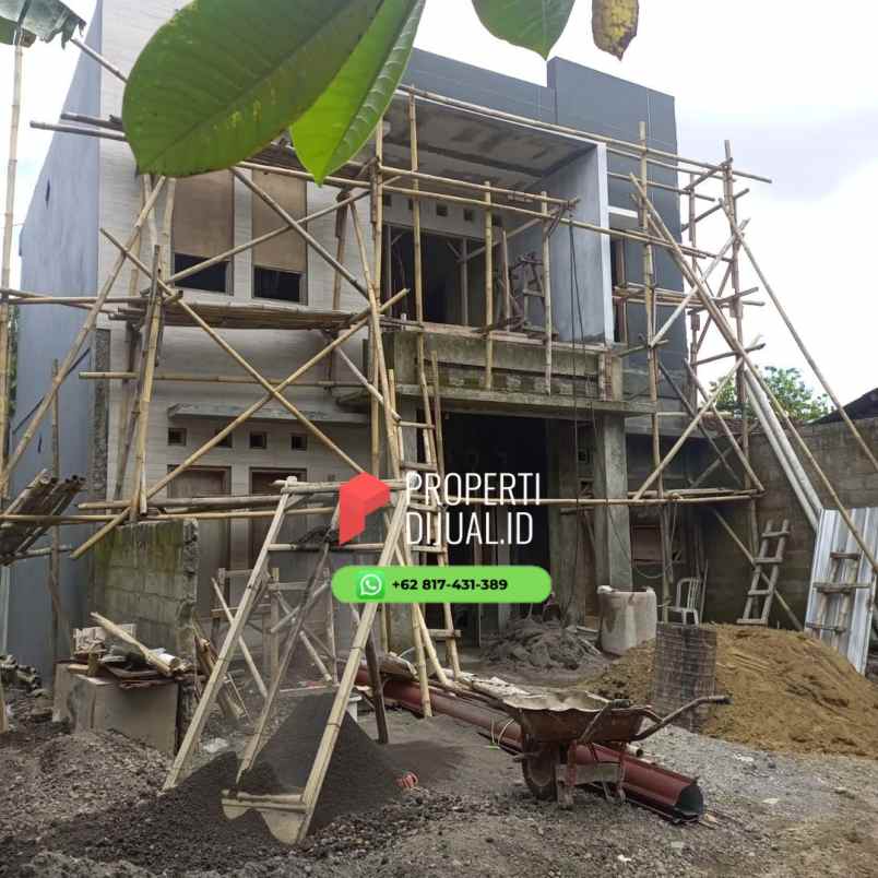 rumah dijual sidomoyo 2 lantai 4 kamar tidur