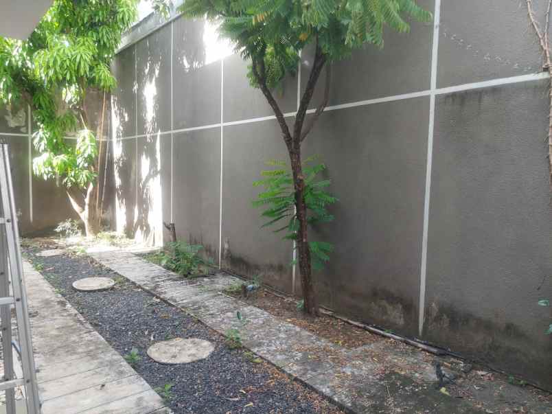 rumah dijual vila grand sungkono dukuh kupang surabaya