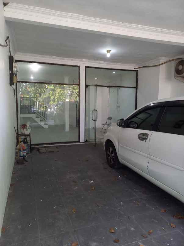 rumah disewakan joyoboyo wonokromo surabaya 2 lantai