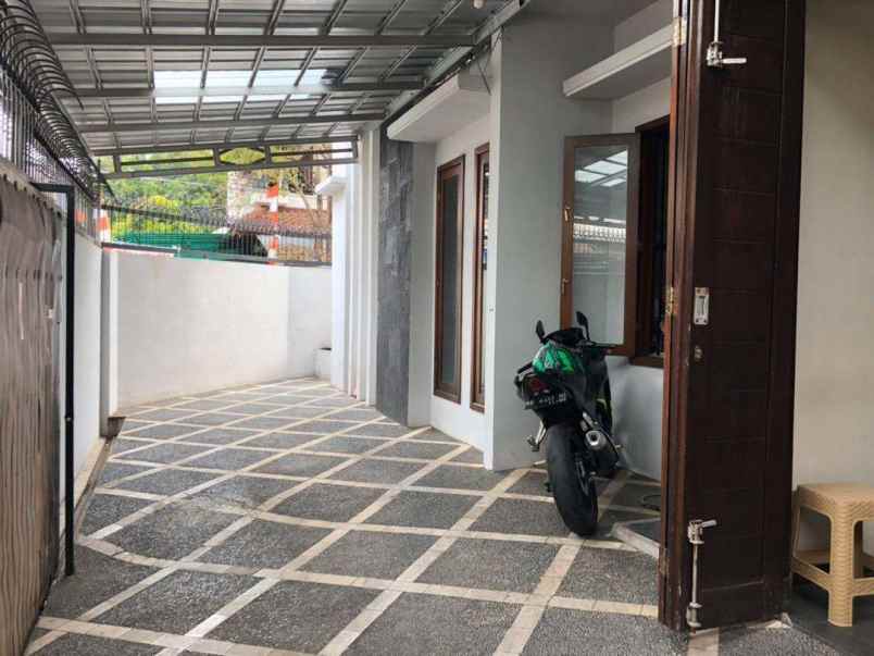 rumah kebayoran baru