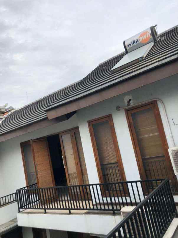 rumah kebayoran baru