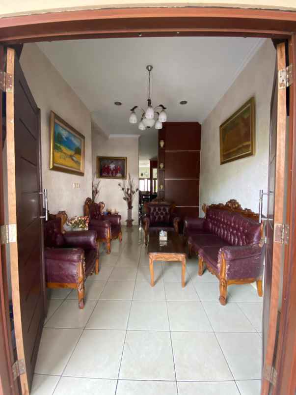 rumah keren area galaxy kode fa 043