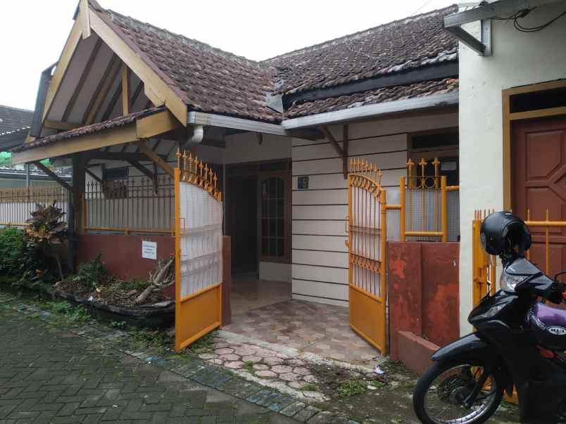 rumah kost aktif murah strategis di widyagama malang