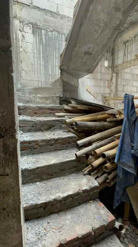 rumah kost free furnish dekat kampus unisma