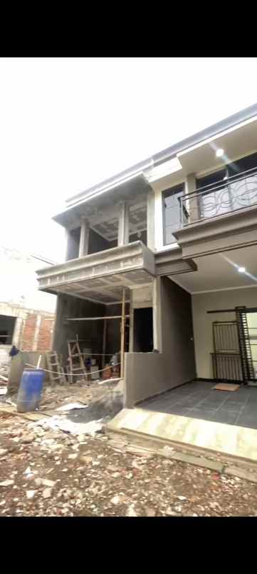 rumah kpr di kampung tengah kramat jati