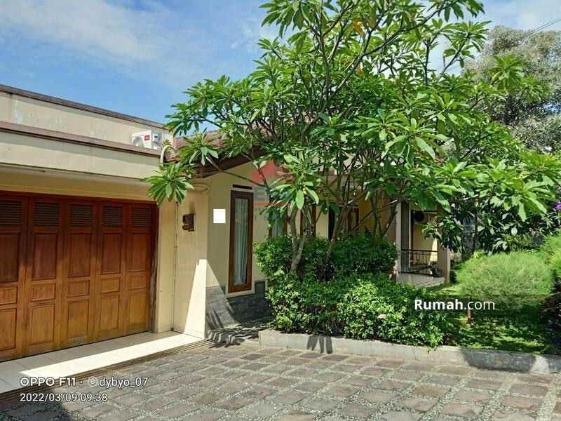 rumah lux dikawasan dago sayap