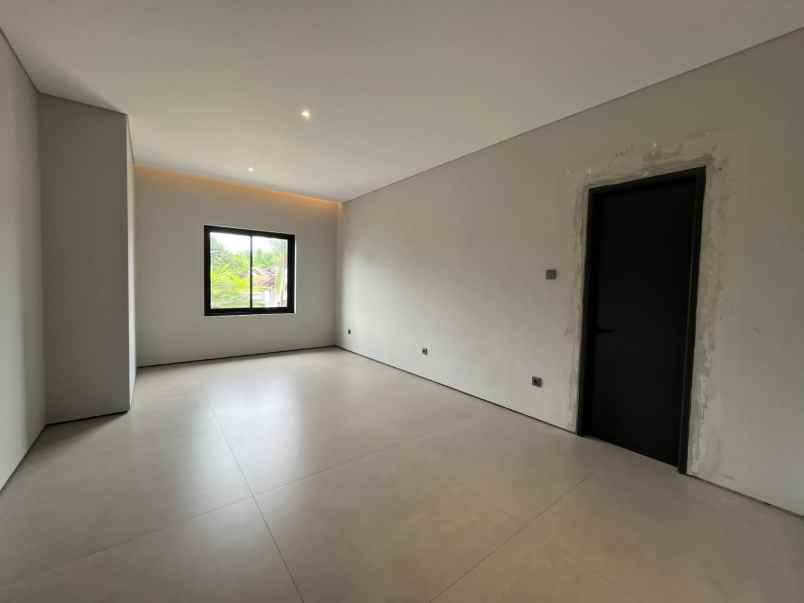 rumah mewah dalam cluster di pamulang