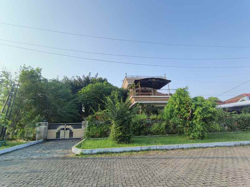 rumah mewah elit puri anjasmoro semarang barat