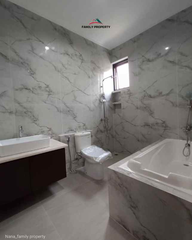 rumah mewah siap huni di pesanggrahan lokasi strategis