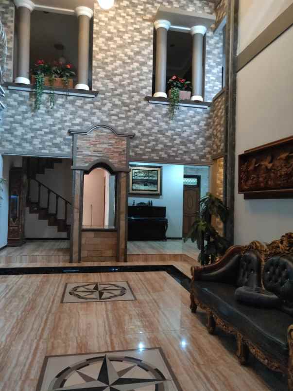 rumah mewah telaga kahuripan kemang bogor parung