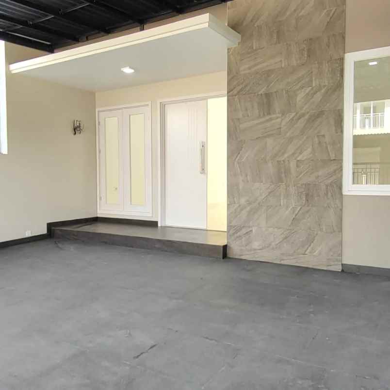 rumah minimalis modern di kencana loka bsd