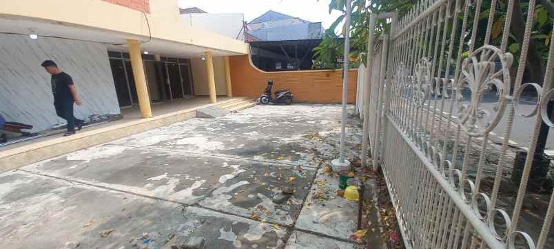 rumah model kantor area kramat 250 m ke kramat raya