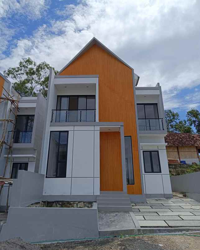 rumah modern cantik view terbaik dekat pasar gamping