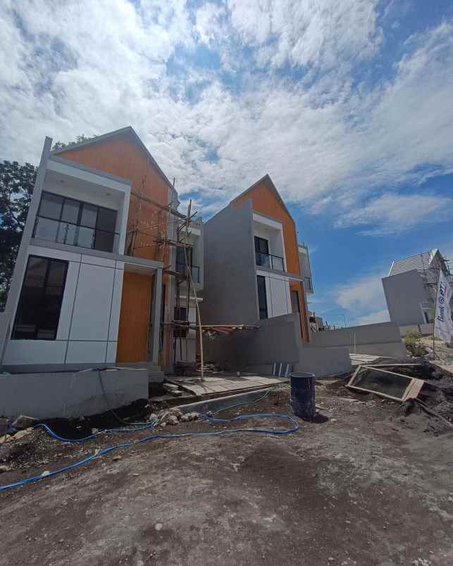 rumah modern cantik view terbaik dekat pasar gamping