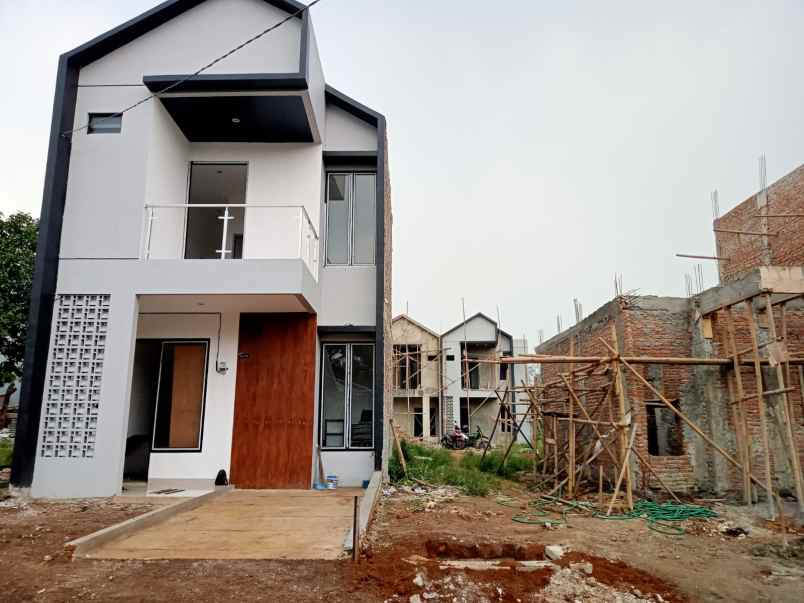 rumah modern di daerah tangerang selatan buaran