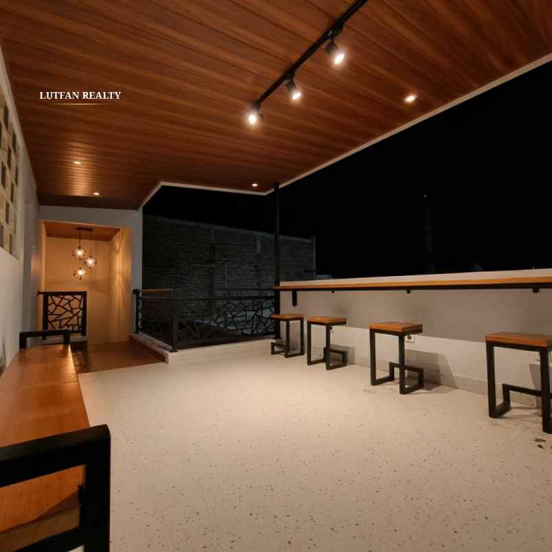 rumah modern kontemporer dalam cluster