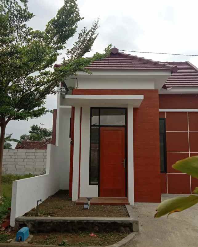 rumah modern minimalis dekat pasar pakis