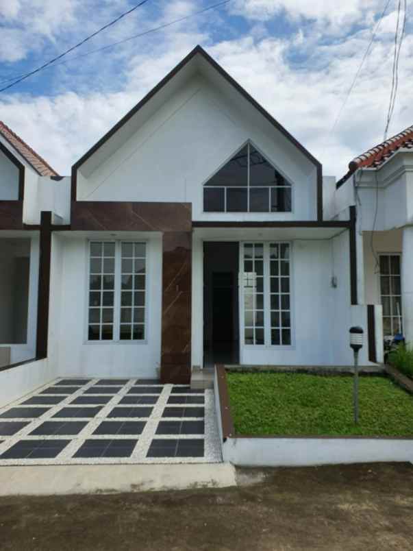rumah murah siap huni dekat pusat kota cibinong