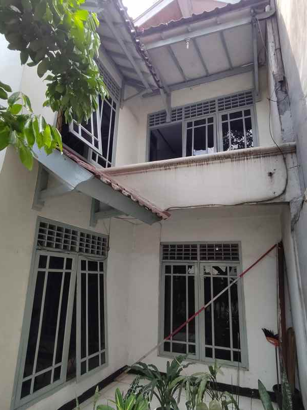 rumah perum bojong depok baru