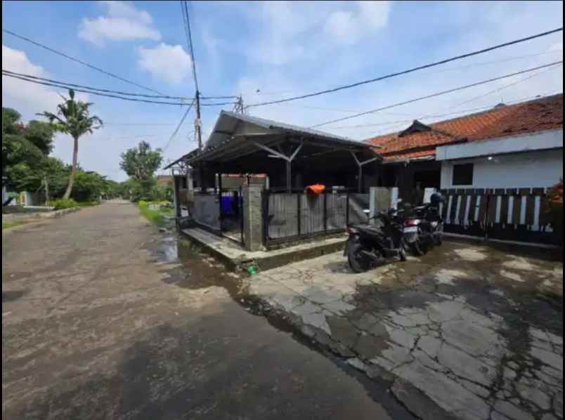 rumah perumnas 1 kranji